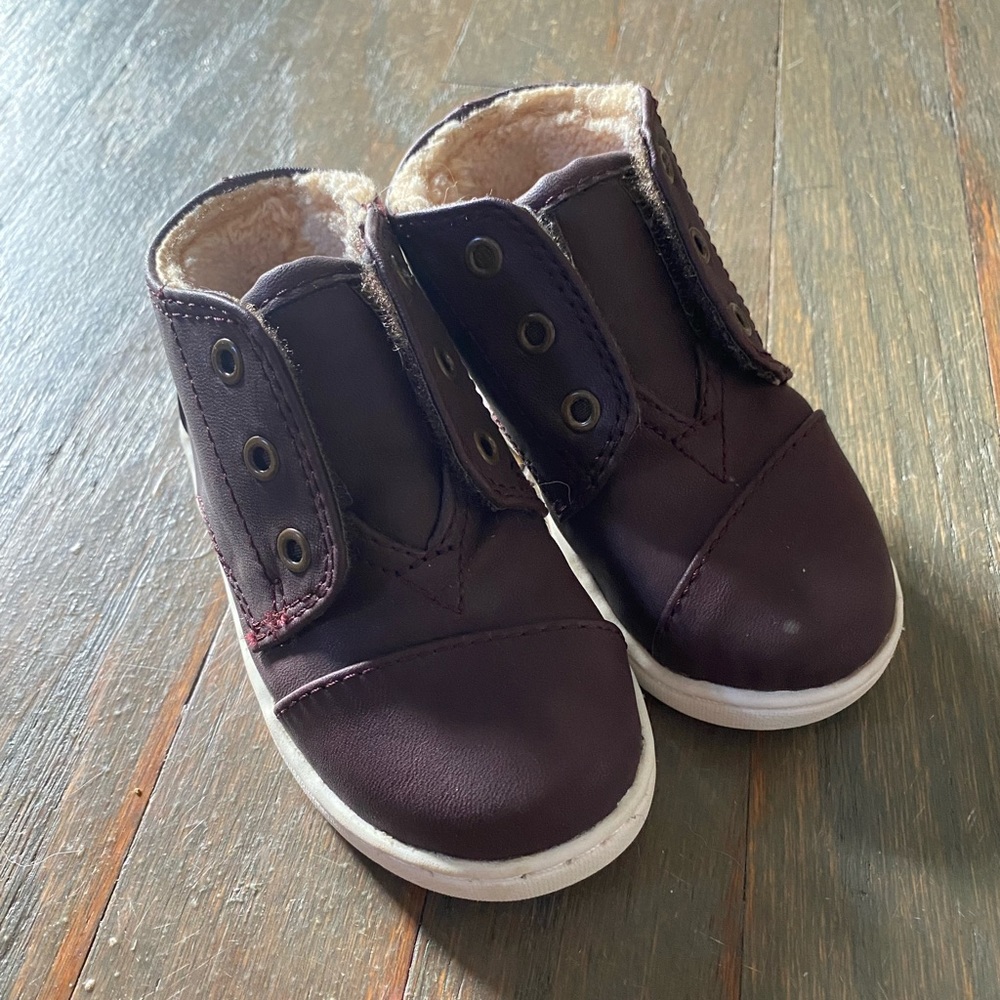 Toddler Boy Toms